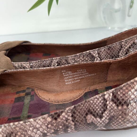 Born Women's Lilly Ballet Flat Size 8 Brown Snake Leather Suede Knot Bow Shoes - Picture 5 of 11
